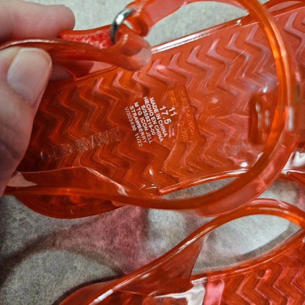 Old Navy Jelly Sandals Toddler Girls 11 Red Strawberry Glitter T-Strap Summer
